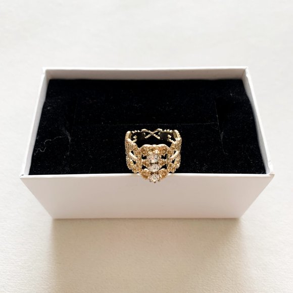 Gold Filigree Ring - Picture 2 of 4